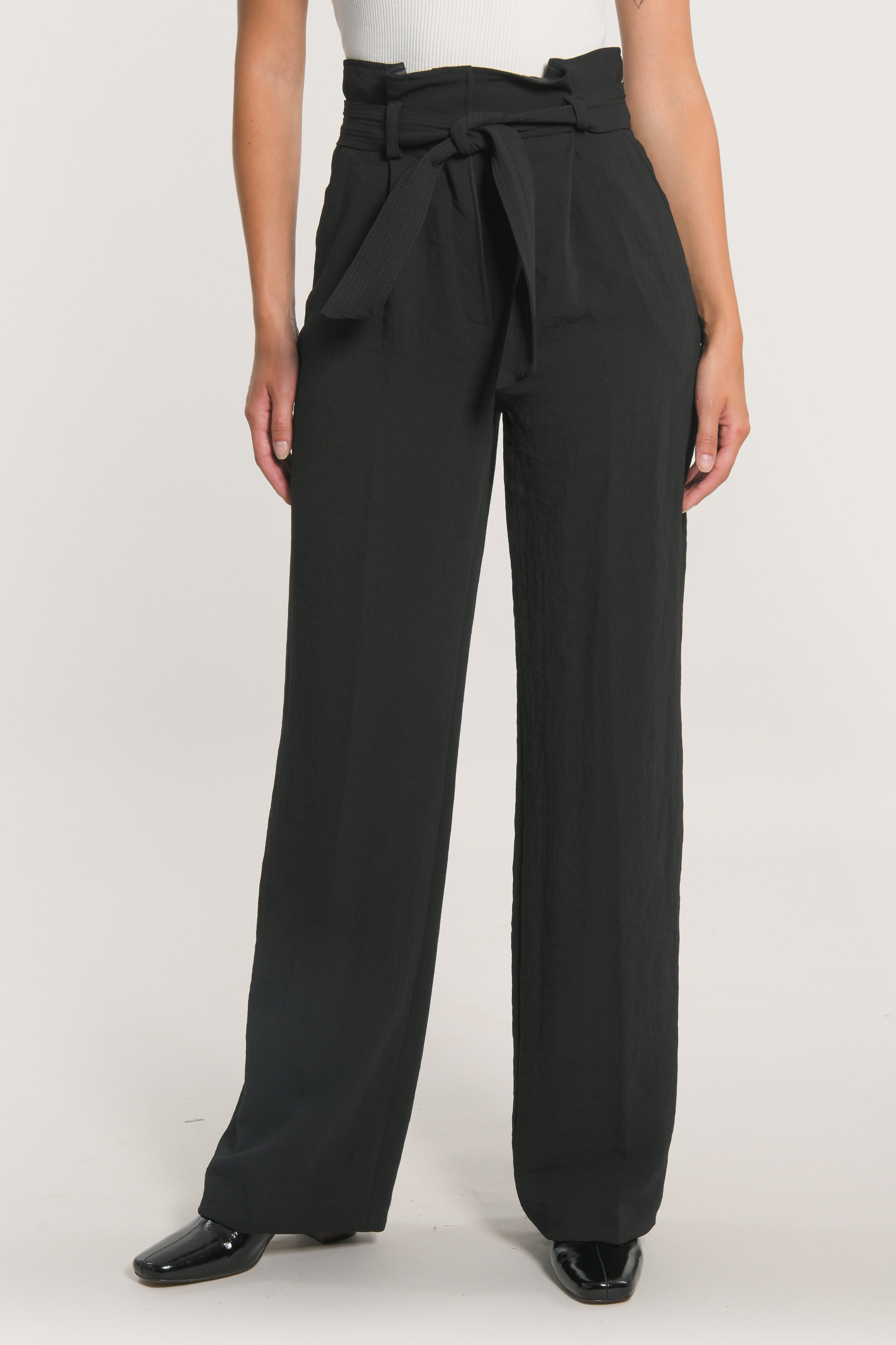 PANTALON TAILORING LARGE MIKA NOIR