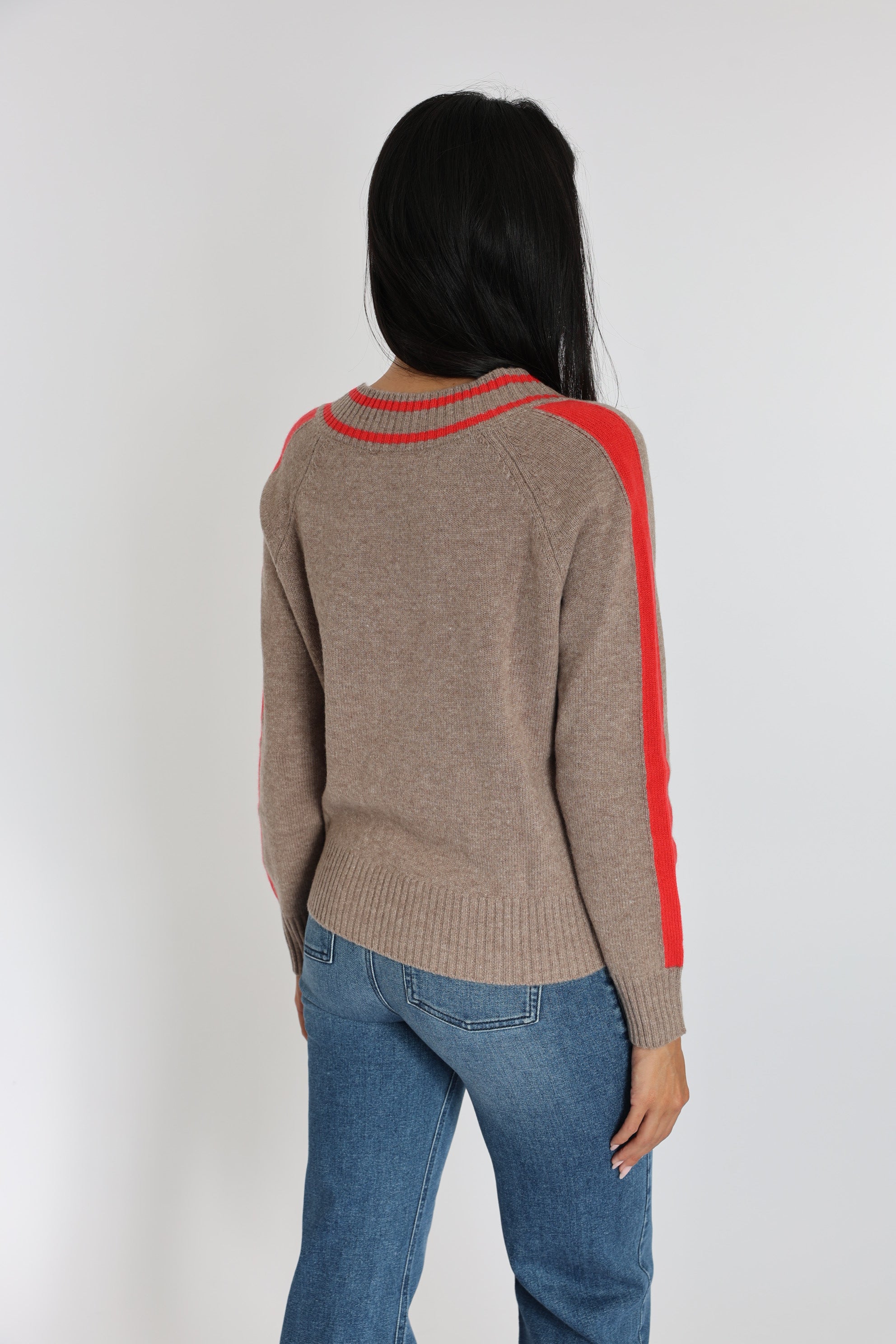 ASTRID PULL COL V BEIGE CHINE/ROUGE