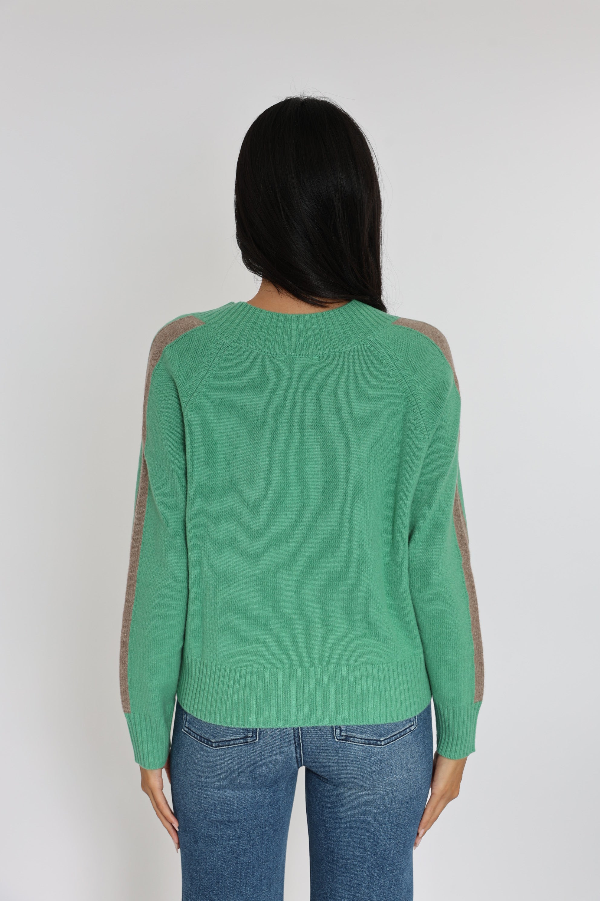 ASTRID PULL COL V MINT/BEIGE CHINE