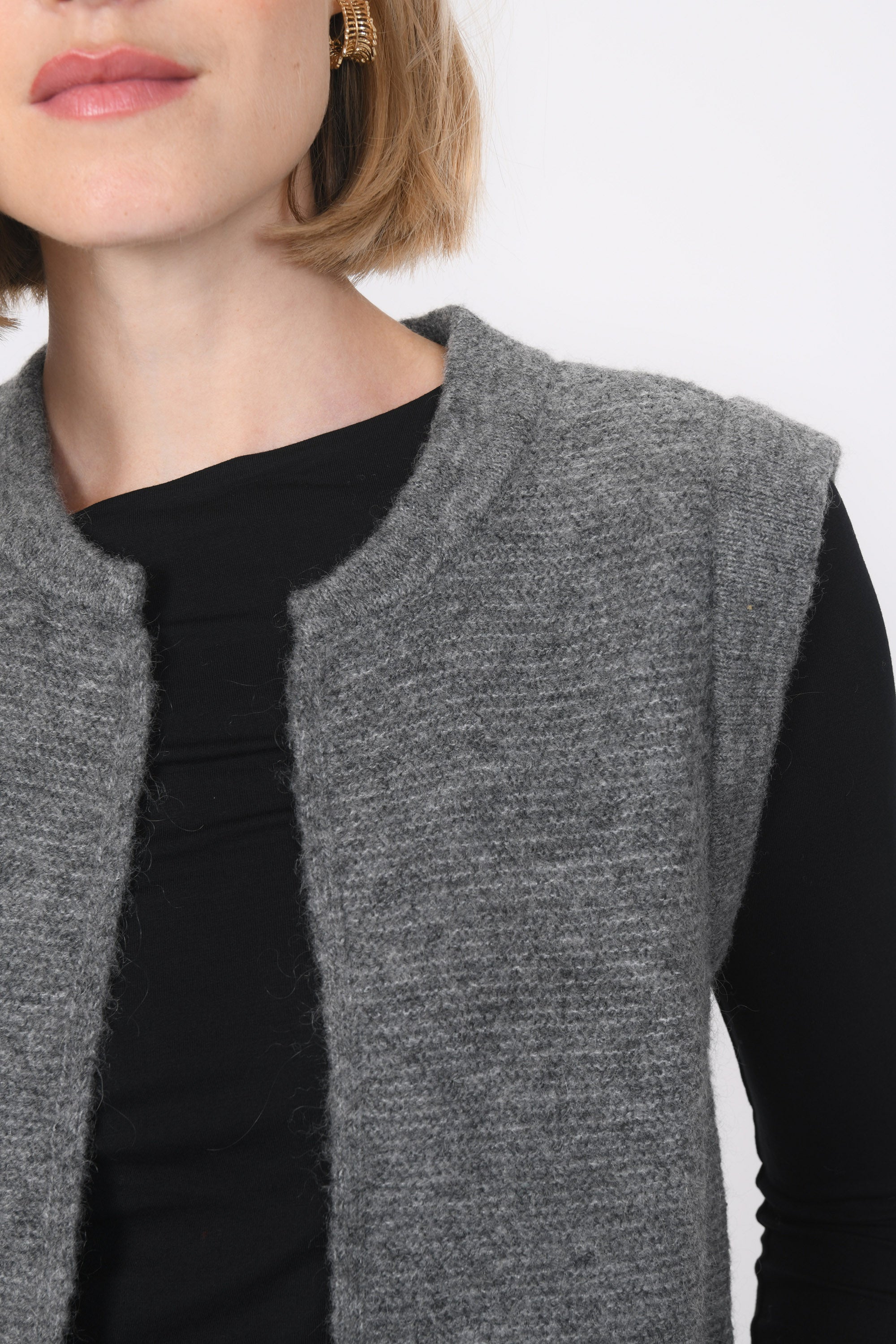 GILET SANS MANCHE - BAMBI - GRIS