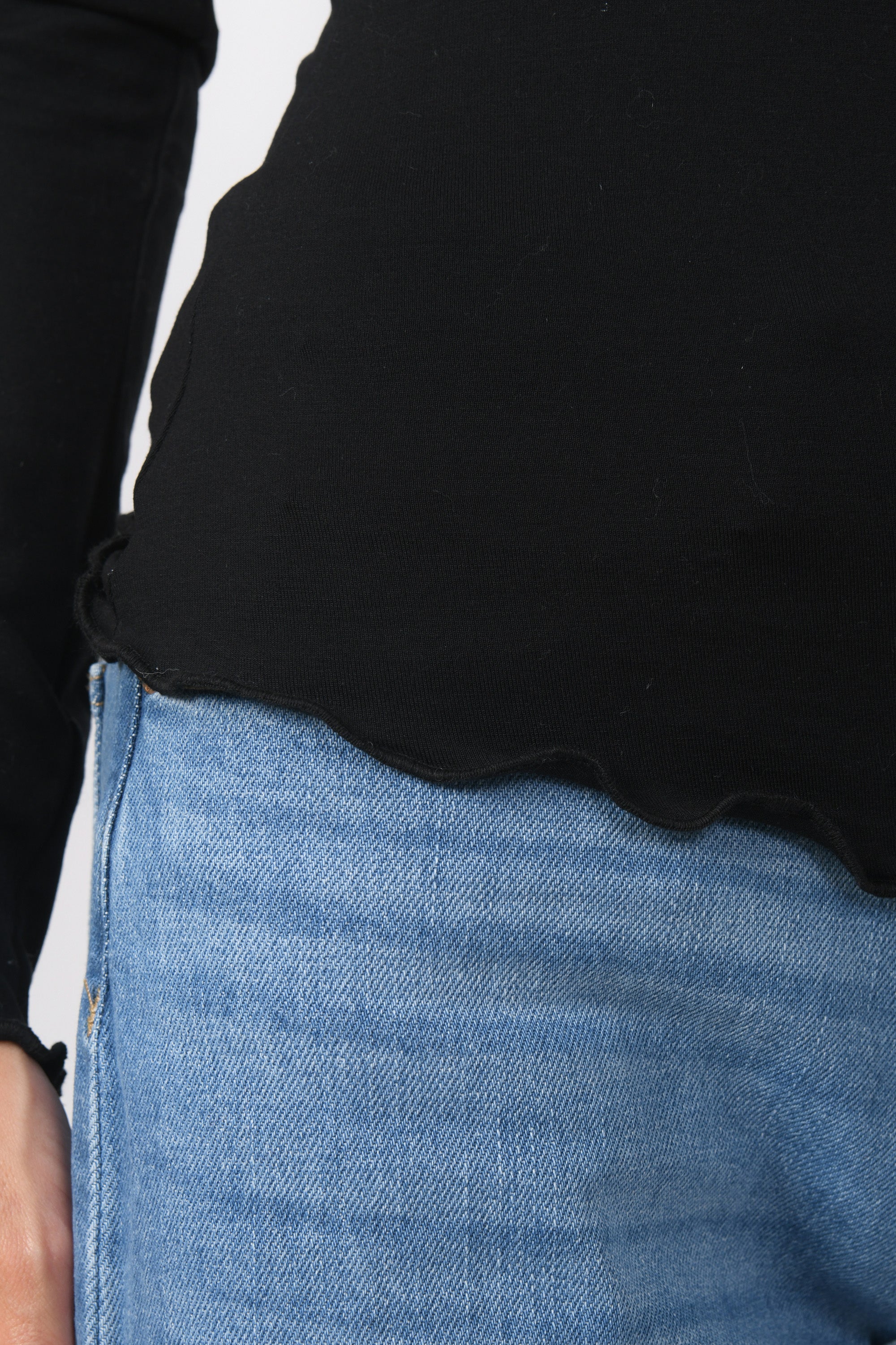 T-SHIRT - B-ANILA - NOIR