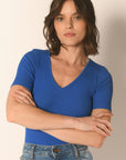PULL COL V MANCHES COURTES - INDIGO - ABBY
