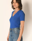 PULL COL V MANCHES COURTES - INDIGO - ABBY