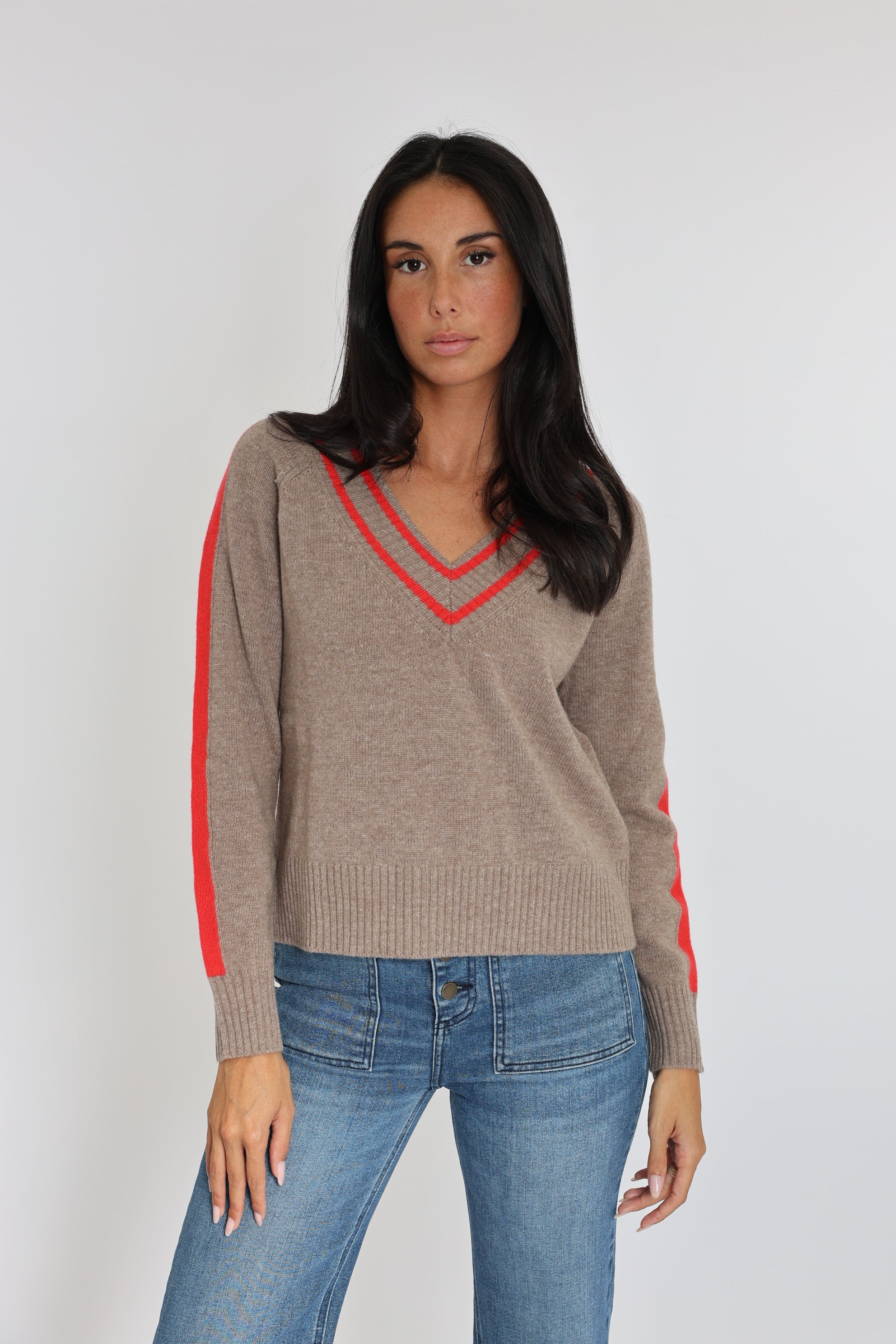 ASTRID PULL COL V BEIGE CHINE/ROUGE