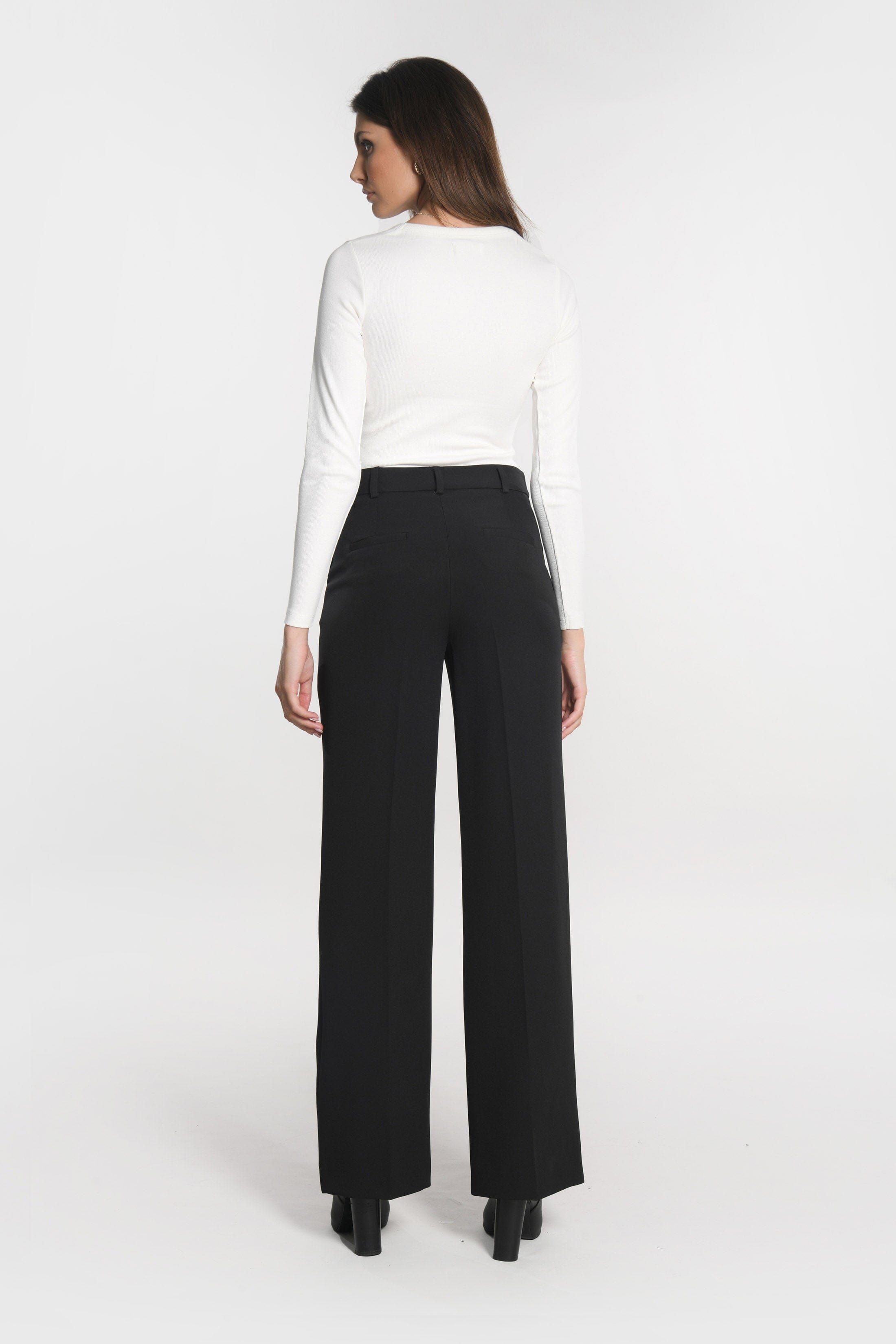 PANTALON COURT MATHILDA NOIR PANTALON KOOKAI Mode Kookai