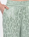PANTALON JACQUARD SATIN WISSEM CELADON PANTALON KOOKAI Mode Kookai