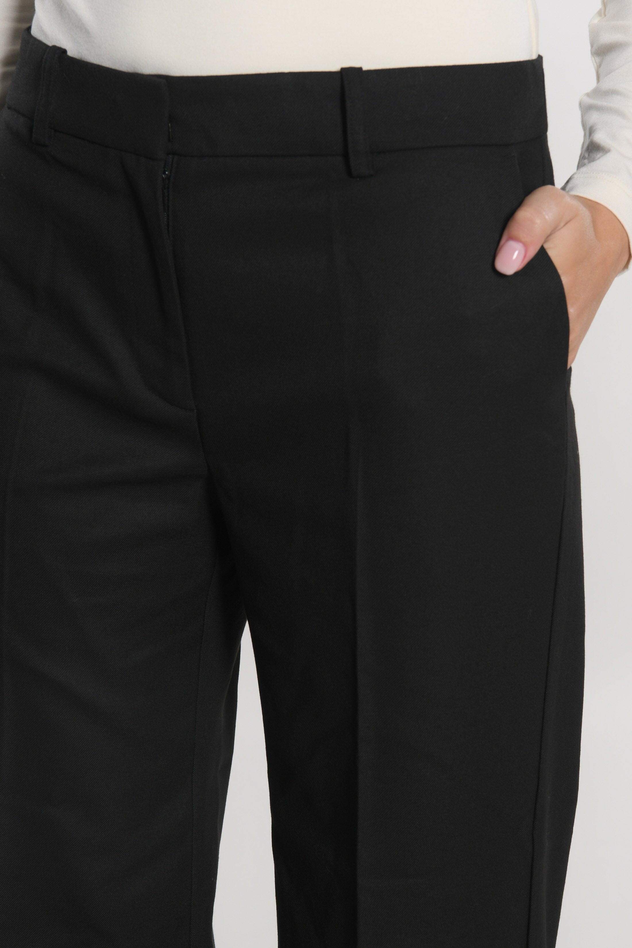 PANTALON TAILLE BASSE SHEILA NOIR PANTALON KOOKAI Mode Kookai