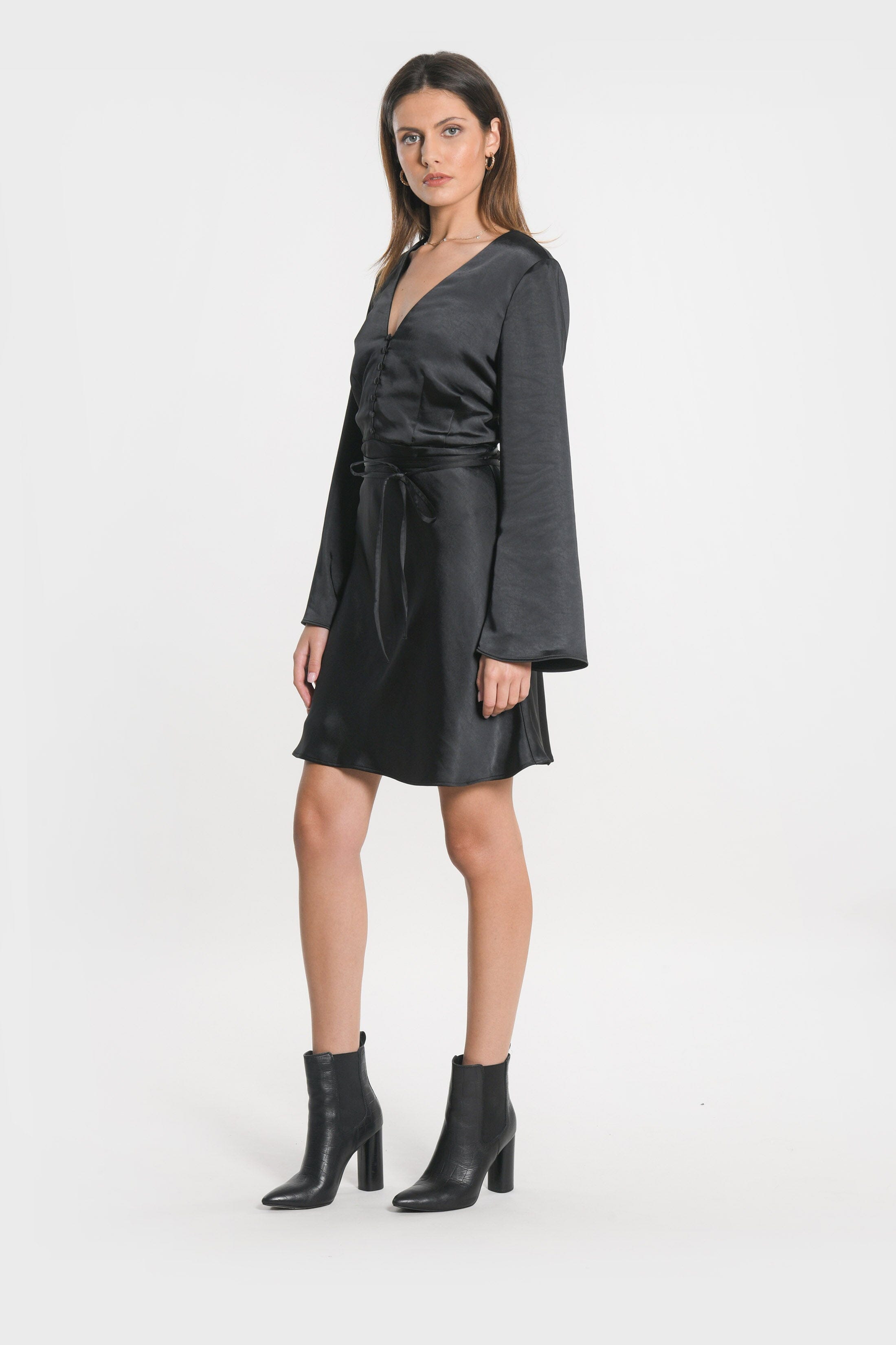 ROBE SIA VEE NOIR ROBE NEW KOOKAI Mode Kookai