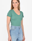 T-SHIRT CÔTELÉ V CLAIRE EMERAUDE TEE SHIRT KOOKAI Mode Kookai