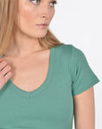 T-SHIRT CÔTELÉ V CLAIRE EMERAUDE TEE SHIRT KOOKAI Mode Kookai