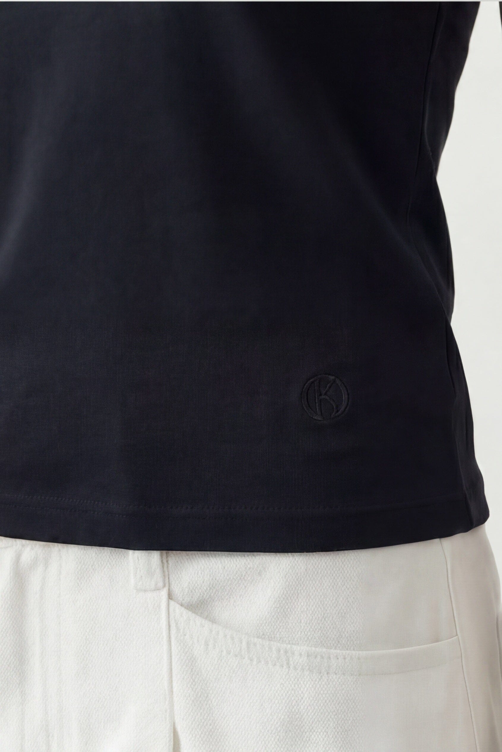 TEE-SHIRT COL V - COLE - NOIR TEE SHIRT NEW KOOKAI Mode Kookai