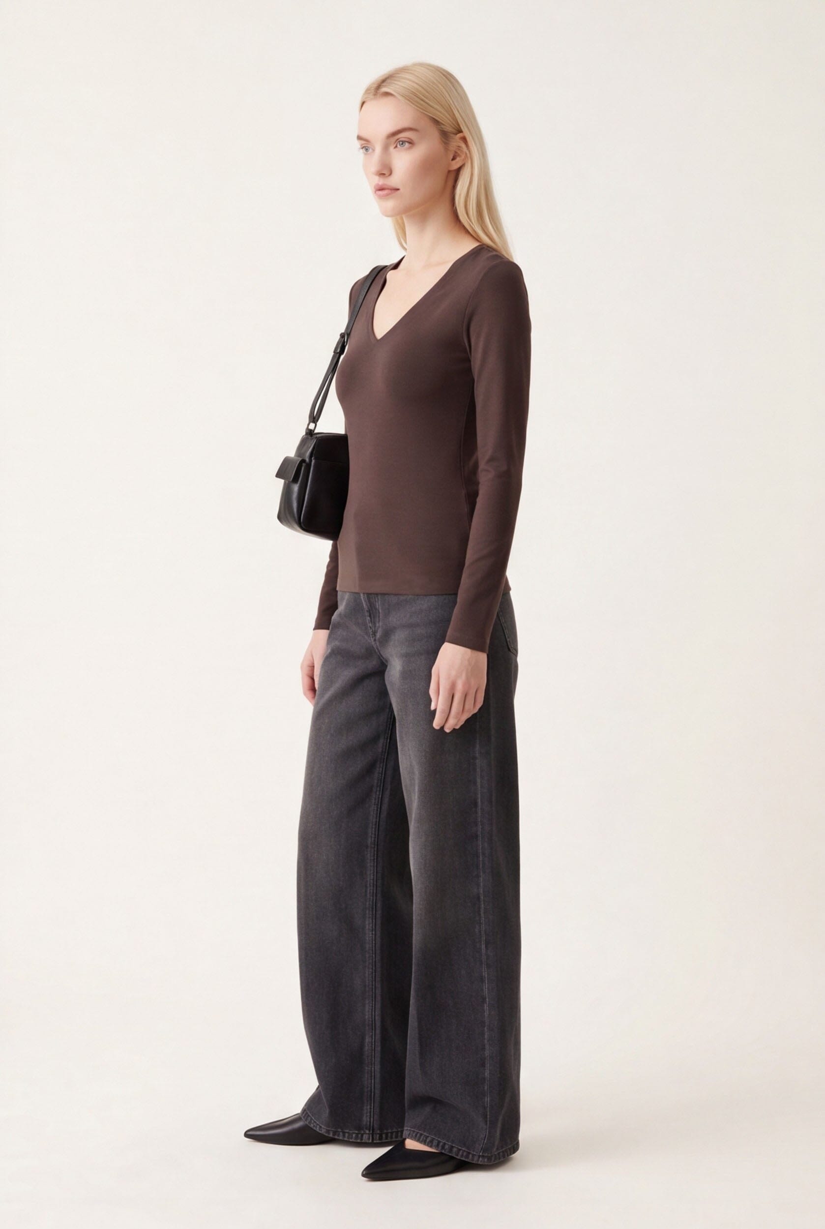 TEE-SHIRT COL V - MATHILDA - BRUN TEE SHIRT KOOKAI Mode Kookai