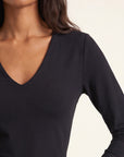 TEE-SHIRT COL V - MATHILDA - NOIR TEE SHIRT KOOKAI Mode Kookai