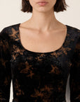 TEE-SHIRT VELOURS - DUSTY - NOIR TEE SHIRT NEW KOOKAI Mode Kookai